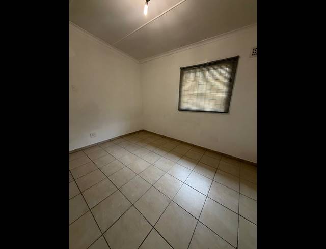1 BEDROOM DETACHED TO LET IN CLAYFIELD
